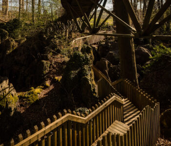 Eine Brücke über das Meer